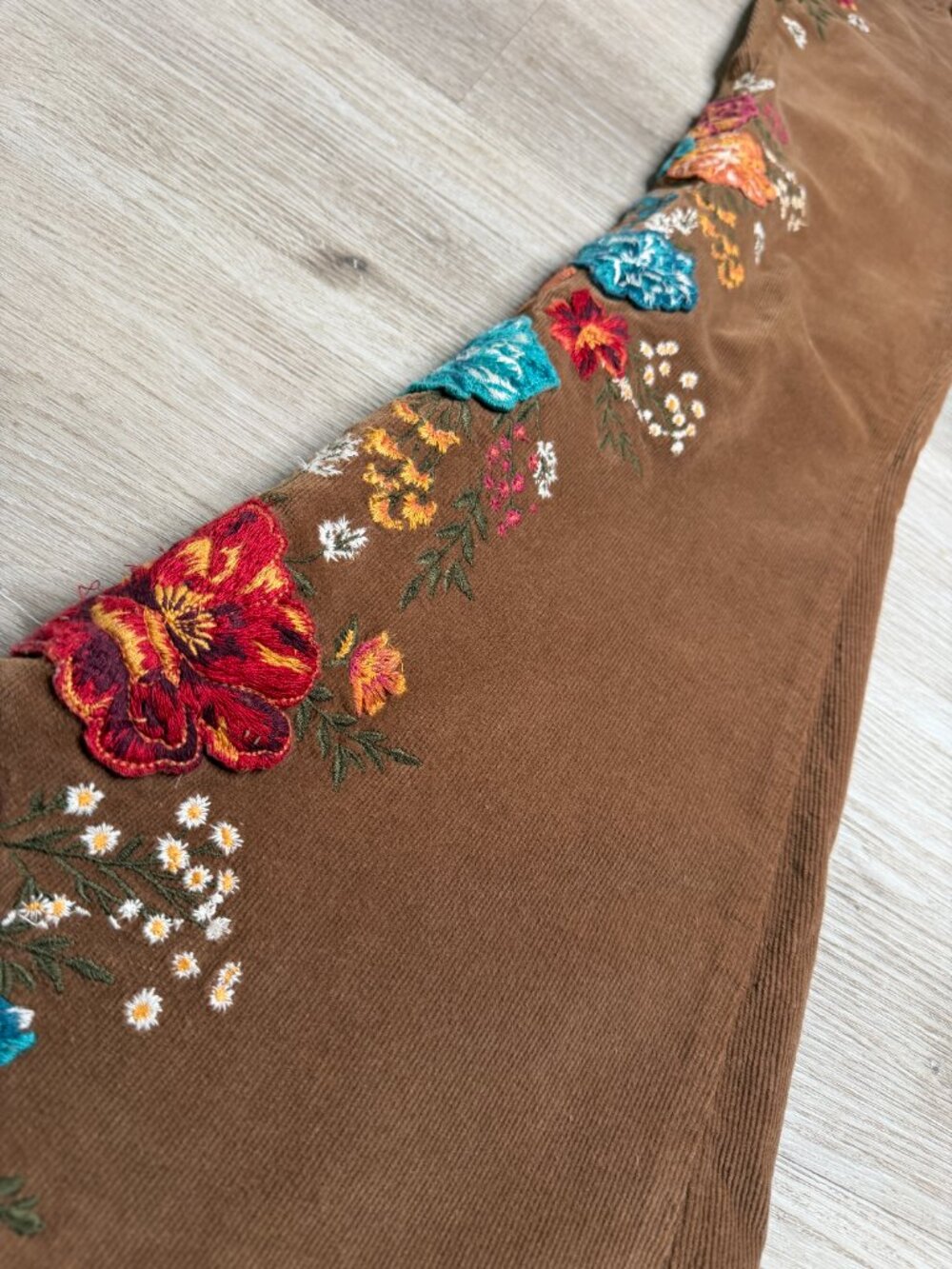 Driftwood x Free People Farrah Floral Embroidered Corduroy Flare Pants 28 - Picture 2 of 8